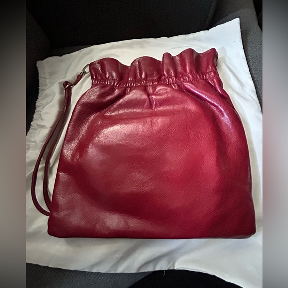 SOLD**** Authentic Hobobags "Prose" crossbody/shoulder bag. Offers are welcome! - Picture 3 of 12